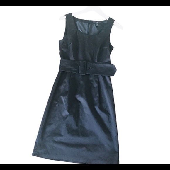 H&M Shift Sleeveless Dress With Scoop Neck & Waist Belt Detail Black Size 8 - Picture 7 of 10